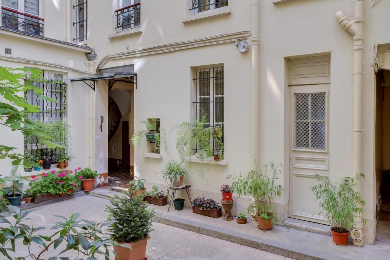 Charmant Studio Au Coeur De Paris Pour 2 Personnes By Weekome Exteriér fotografie